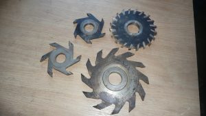 Продаются фрезы б/у