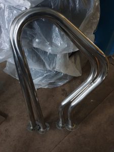 Продается лестница для бассейна б/у